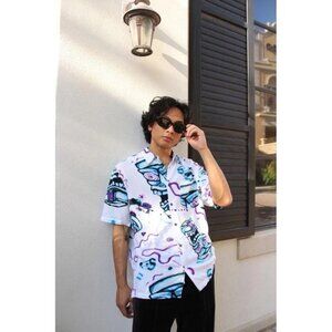 Urban Outfitters UO Face Print  Shirt Men's L